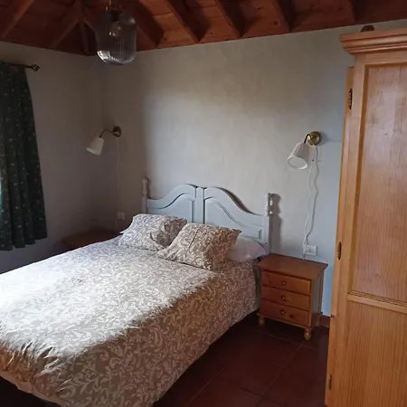 El Pedral Country house *