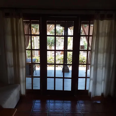 El Pedral Country house *
